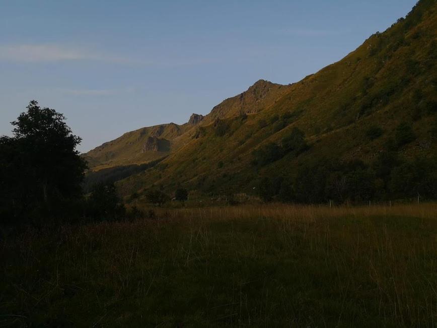 Готель Glamping Lofoten Kongsjorda Екстер'єр фото