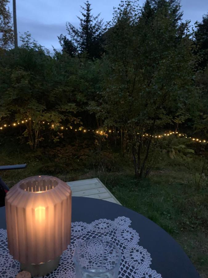 Готель Glamping Lofoten Kongsjorda Екстер'єр фото